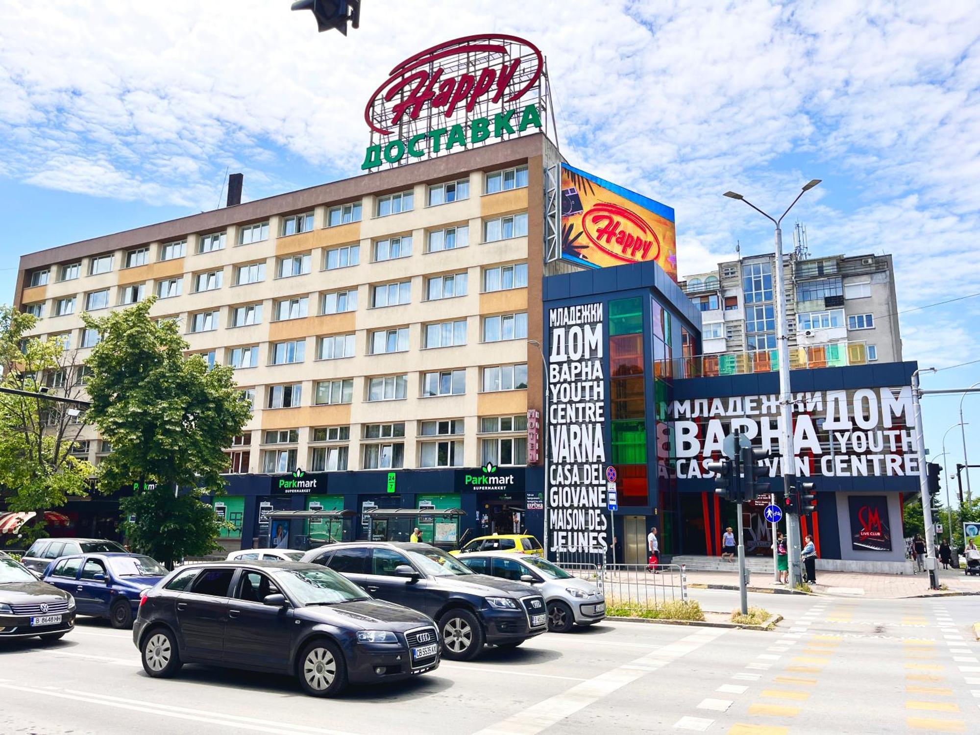 Hotel Orbita Varna Buitenkant foto