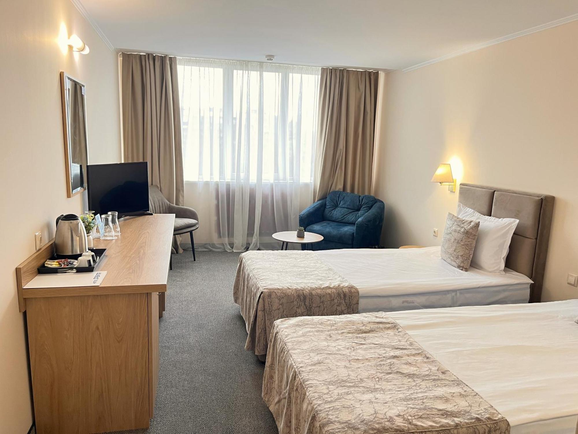 Hotel Orbita Varna Buitenkant foto
